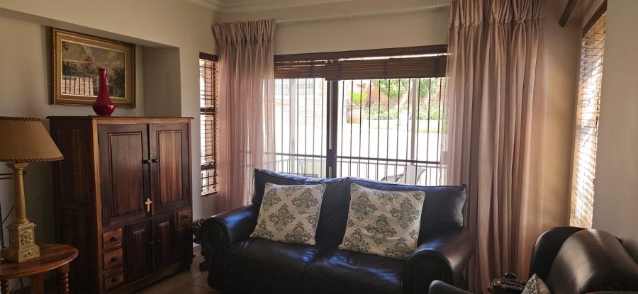 1 Bedroom Property for Sale in Langenhovenpark Free State